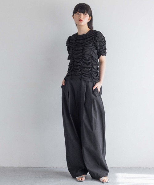 yuw(ユウ)の「シャーリングプルオーバー 113871(Tシャツ/カットソー・レディース・ピンク/ホワイト/ブラック・FREE)」の20枚目の写真