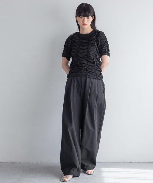 yuw(ユウ)の「シャーリングプルオーバー 113871(Tシャツ/カットソー・レディース・ピンク/ホワイト/ブラック・FREE)」の21枚目の写真