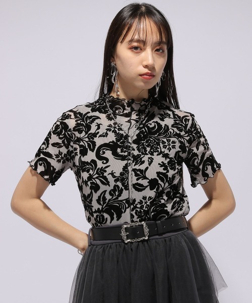 HARE ハレ フラワーフロッキートップス ホワイト レディース 半袖 HARE（ハレ）の「フラワーフロッキートップス(HARE)（Tシャツ