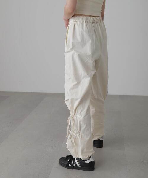 FREE'S MART（フリーズマート）の「◆リボンディティールカーゴパンツ（カーゴパンツ・レディース・カーキ/ブラック/ホワイト・SMALL/MEDIUM）」の21枚目の写真