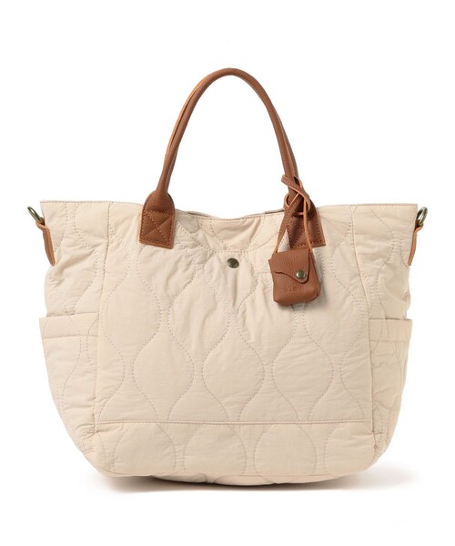 Ray BEAMS（レイビームス）の「toleur / ナイロン キルティング 2way トートバッグ（トートバッグ・レディース・オリーブ/ナチュラル/ブラック・ONE SIZE）」の9枚目の写真