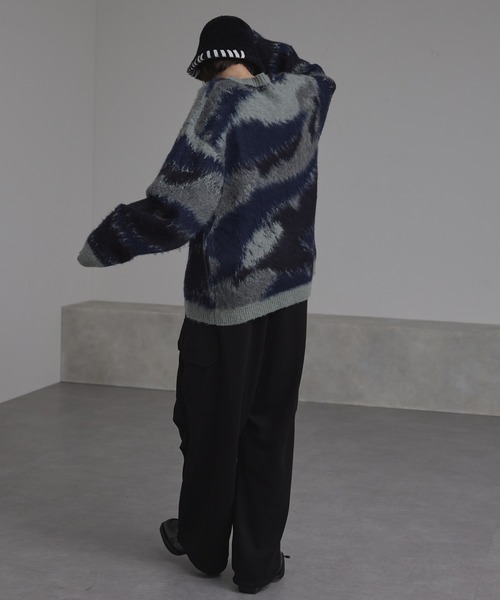 CIASENSE（シアセンス）の「abstract loose shaggy knit / アブストラクト ルーズ シャギーニット（ニット/セーター・メンズ・レッド/ブルー/ブラック/グレイッシュブルー・M/L/S）」の9枚目の写真