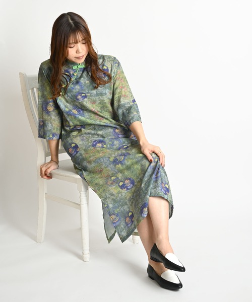 MARAI(マーライ)の「コットンリネン 総柄 チャイナ ロングワンピース 七分袖(ワンピース・レディース・グリーン・LARGE/XX-LARGE)」の7枚目の写真