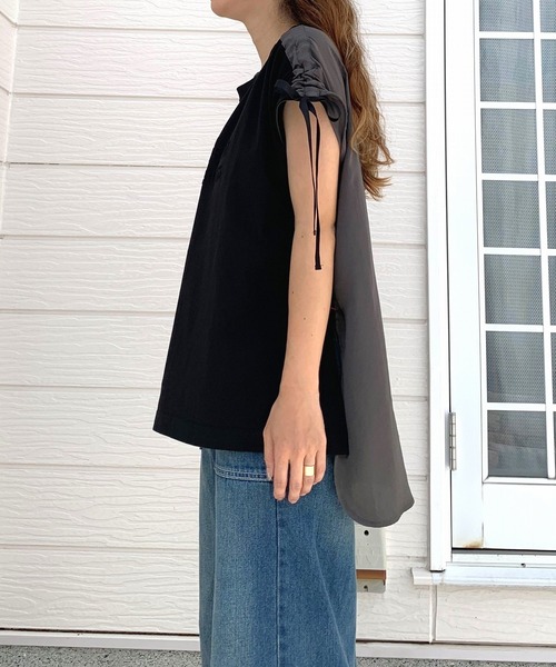 Q（キュー）の「エンボスロゴドッキングT（Tシャツ/カットソー・レディース・ブラック/ホワイト・MEDIUM）」の4枚目の写真