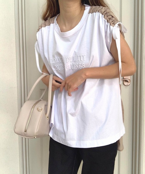 Q（キュー）の「エンボスロゴドッキングT（Tシャツ/カットソー・レディース・ブラック/ホワイト・MEDIUM）」の13枚目の写真