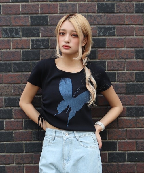 CECIL McBEE（セシルマクビー）の「バタフライプリントドロストプルオーバー（Tシャツ/カットソー・レディース・ブラック/サックスブルー/アイボリー/ミント/ピンク・MEDIUM/LARGE）」の3枚目の写真