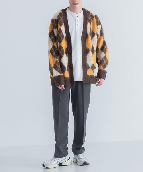 ITEMS URBANRESEARCH(アイテムズ アーバンリサーチ)の「アーガイルモヘア オーバーサイズニットカーディガン(カーディガン/ボレロ・メンズ・ブラウン/ネイビー/グレー・MEDIUM/LARGE)」の6枚目の写真