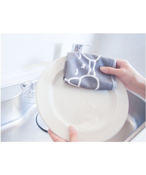 Miffy（ ミッフィー）の「ミッフィー マイクロファイバーふきん ほおづえ OKTO（掃除グッズ・レディース・マルチ・FREE）」の4枚目の写真