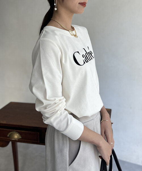 Chez toi（シェトワ）の「袖口リブフロッキーロゴロンT（Tシャツ/カットソー・レディース・ブラック/ベージュ/オフホワイト・FREE）」の6枚目の写真