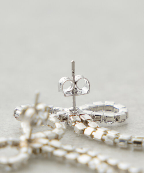 Chico（チコ）の「ビジューリボンピアス（ピアス（両耳用））」 - WEAR