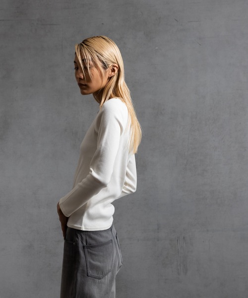 paradigm（パラダイム）の「【paradigm】コットンリブスクエアネックカットソー（Tシャツ/カットソー・レディース・ブラック/ライトグレー/ホワイト/グレー・SMALL/MEDIUM）」の17枚目の写真