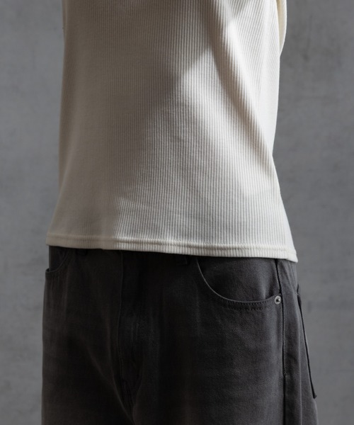 paradigm（パラダイム）の「【paradigm】コットンリブスクエアネックカットソー（Tシャツ/カットソー・レディース・ブラック/ライトグレー/ホワイト/グレー・SMALL/MEDIUM）」の15枚目の写真