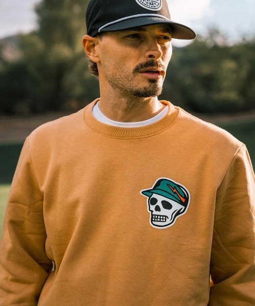 DEVEREUXGOLF デヴァローゴルフ シグネチャーパッチクルーネック 長袖 DEVEREUXGOLF デヴァローゴルフ シグネチャーパッチクルーネック