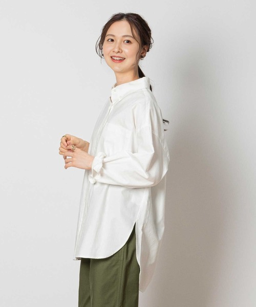 Right-on(ライトオン)の「オックスシャツ(シャツ/ブラウス・レディース・サックスブルー/ホワイト/ベージュ・M/L/XL)」の2枚目の写真