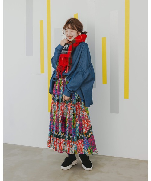 ScoLar(スカラー)の「643330:スカラーちゃんタグ入りチェックマフラー(マフラー・レディース・レッド/グリーン/アイボリー・FREE)」の11枚目の写真