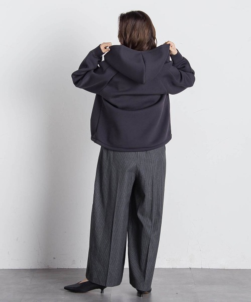 VICKY(ビッキー)の「ストレッチダンボールパーカー≪手洗い可能≫(パーカー・レディース・ライトグレー/ベージュ/ブラック・M)」の16枚目の写真