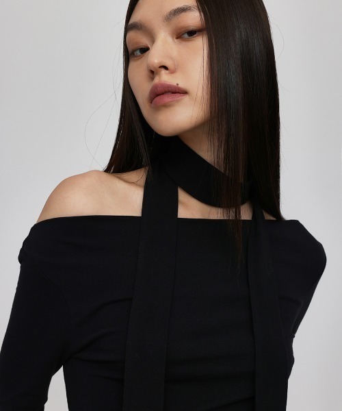 BLACKUP（ブラックアップ）の「[MADE] ヌエルボートネック SET - 長袖Tシャツ+スカーフ（Tシャツ/カットソー・レディース・ネイビー/ブラック/カーキ・ONESIZE）」の15枚目の写真