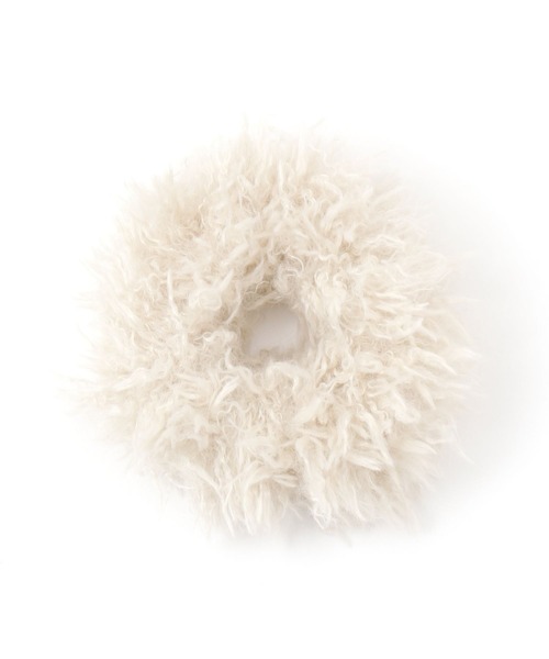 LAKOLE（ラコレ）の「シャギーシュシュ / 204924（シュシュ・レディース・ブラック/ベージュ/ライトグリーン・FREE）」の3枚目の写真