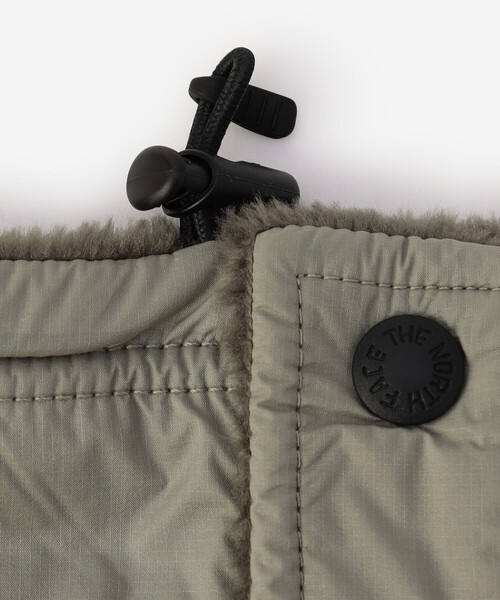 THE NORTH FACE（ザノースフェイス）の「THE NORTH FACE | Reversible Neck Gaiter UNISEX（ネックウォーマー/スヌード・レディース・グレー系その他/ブラック・F）」の11枚目の写真
