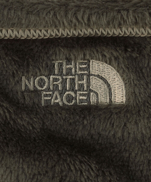 THE NORTH FACE（ザノースフェイス）の「THE NORTH FACE | Reversible Neck Gaiter UNISEX（ネックウォーマー/スヌード・レディース・グレー系その他/ブラック・F）」の9枚目の写真