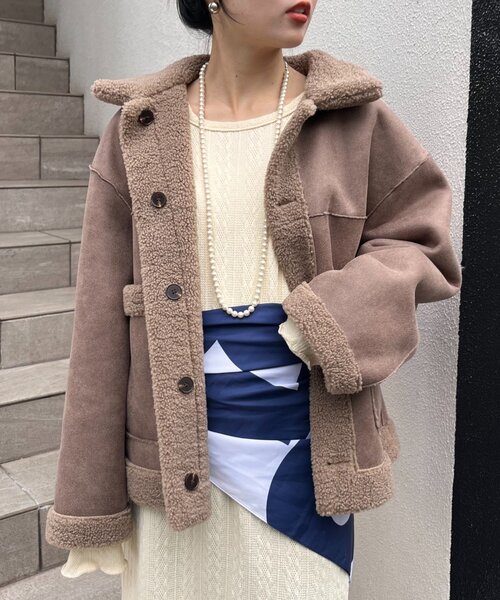 CIAOPANIC TYPY(チャオパニックティピー)の「【WEB限定】リバーシブルムートンボアコート(その他アウター・レディース・ブラウン/モカ・ONE SIZE)」の8枚目の写真