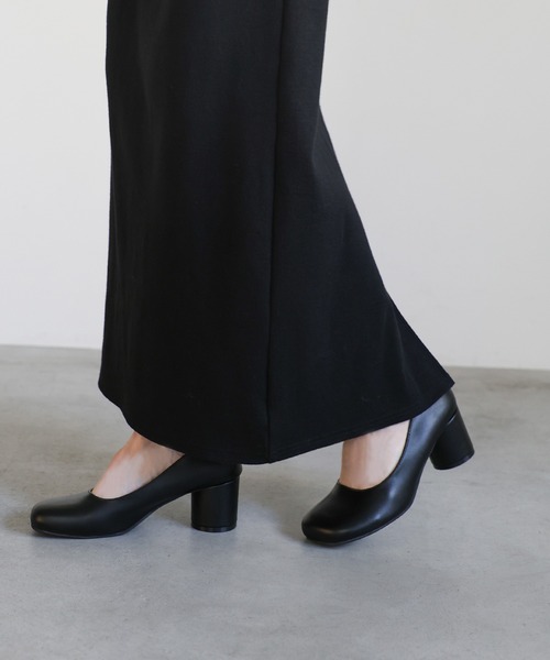 select MOCA（セレクトモカ）の「ラウンドトゥヒールパンプス（パンプス・レディース・ベージュ/ブラック・SMALL/MEDIUM/LARGE）」の15枚目の写真