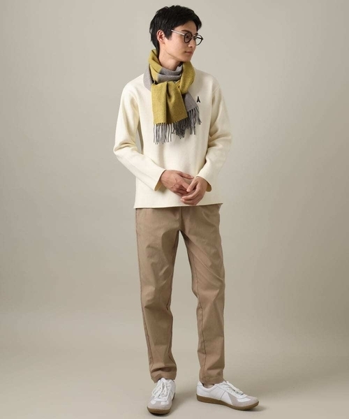 a.v.v（アーヴェヴェ）の「4面グラデーションマフラー（マフラー・メンズ・イエロー/ボルドー・46）」の4枚目の写真