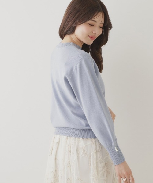 couture brooch（クチュールブローチ）の「◆【プチプラ・もちもちな肌触り】スカラリブデザインパフニット（ニット/セーター・レディース・ブラック/レッド系/サックスブルー/オフホワイト・38/42）」の22枚目の写真