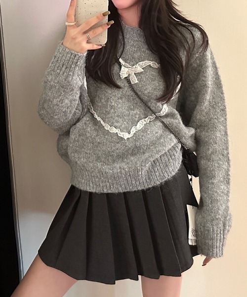 leune(ルネ)の「レースハートニットプルオーバー(ニット/セーター・レディース・グレー/ネイビー・FREE)」の8枚目の写真