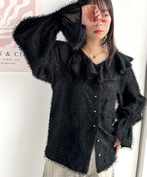 mily bilet（ミウィビレット）の「【mily bilet】ふんわり愛らしさを纏う大人ガーリーMIX。シアーフェザーフリル襟キャンディースリーブブラウス（長袖）（シャツ/ブラウス・レディース・イエロー/アイボリー/ブラック・X-LARGE/SMALL/MEDIUM/LARGE）」の9枚目の写真