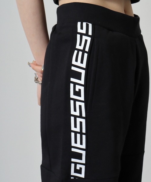 Guess(ゲス)の「GUESS EVELINA JOGGER スウェットパンツ(スウェットパンツ・レディース・ブラック・S/XS)」の12枚目の写真