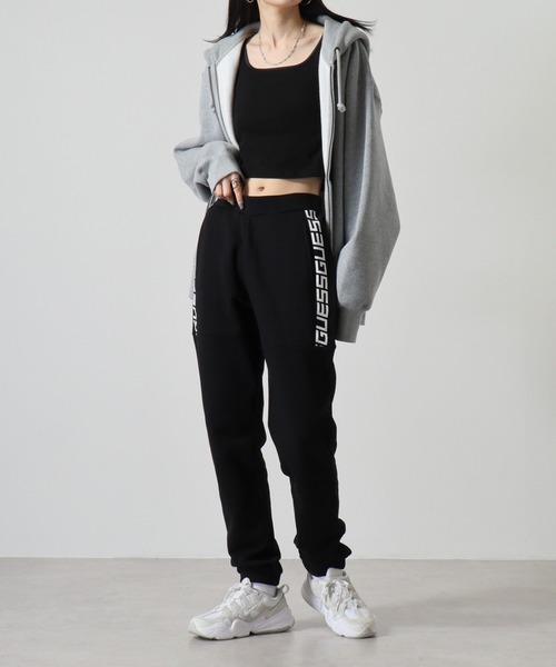 Guess(ゲス)の「GUESS EVELINA JOGGER スウェットパンツ(スウェットパンツ・レディース・ブラック・S/XS)」の6枚目の写真