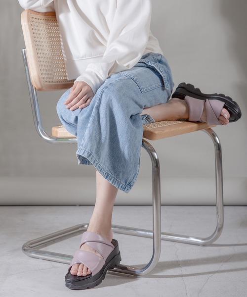 ALL BLACK（オールブラック）の「【本革/厚底/5cm】ツイストサンダル（サンダル・レディース・パープル/イエロー/ブラック・38/37/36/35/39/40）」の11枚目の写真