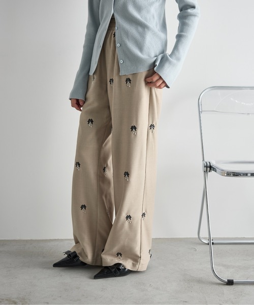 THE YOn(ザヨン)の「ビーズ刺繍イージーパンツ(スラックス・レディース・ブラック/グレー/サンドベージュ・FREE)」の19枚目の写真