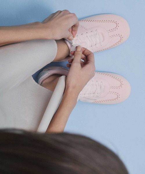 CHARLES & KEITH（チャールズ & キース）の「ハート シアーレーススニーカー（スニーカー・レディース・ホワイト/ライトピンク/ライトブルー・25cm/24.5cm/23.5cm/23cm/25.5cm/22.5cm）」の14枚目の写真