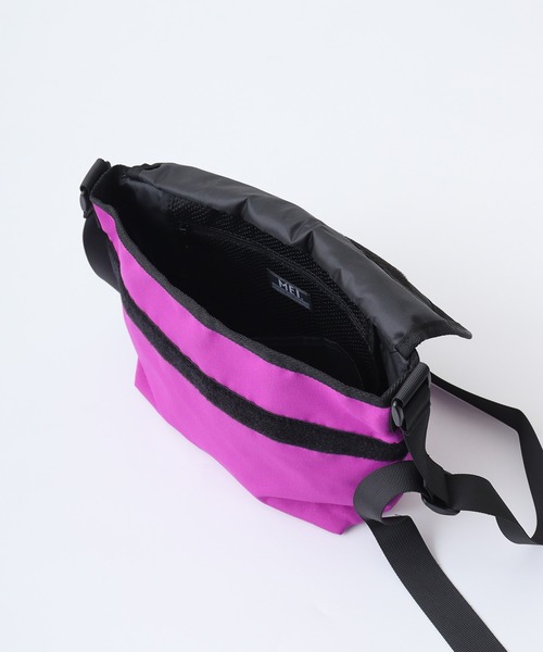 MEI（メイ）の「MESSENGER　メッセンジャーBAG（メッセンジャーバッグ・メンズ・ライトパープル/ベージュ/オリーブドラブ/ネイビー・FREE）」の20枚目の写真