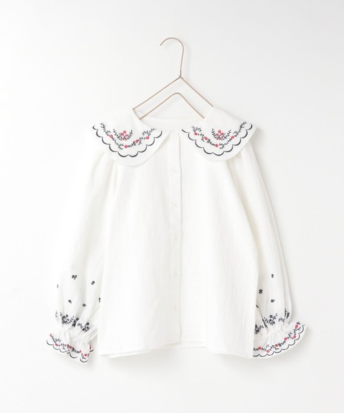 LOWRYS FARM(ローリーズファーム)の「フラワーシシュウブラウス 292570(シャツ/ブラウス・キッズ・オフホワイト/ブルー・110cm/120cm/130cm/140cm/150cm)」の12枚目の写真