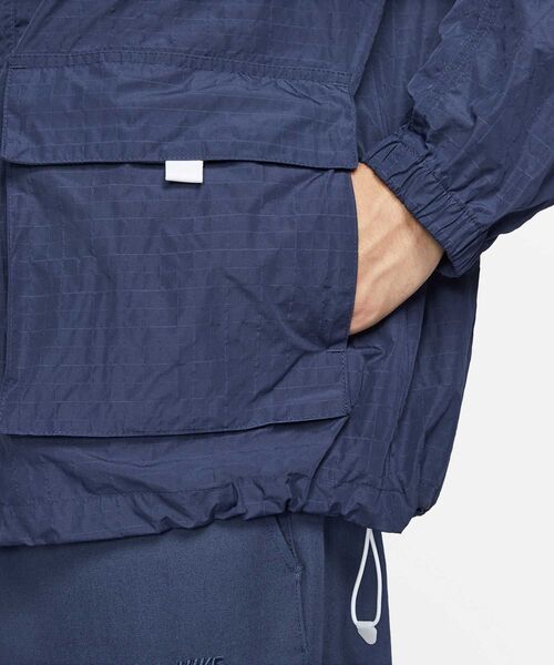 NIKE（ナイキ）の「ナイキ クラブ メンズ ボウライン ジャケット / Nike Club Men's Bowline Jacket FN3109-410 Midnight Navy（マウンテンパーカー・メンズ・ネイビー・2XL/L/M/S/XL）」の16枚目の写真