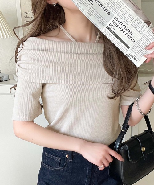 classicalelf(クラシカルエルフ)の「視線を奪う、美デコルテ。華奢見えを叶える、絶妙ドレープが◎ タイ付き五分袖オフショルトップス(Tシャツ/カットソー・レディース・ブラウン/グレイッシュベージュ/ブラック/オフホワイト/杢グレー・X-LARGE/SMALL/MEDIUM/LARGE)」の5枚目の写真