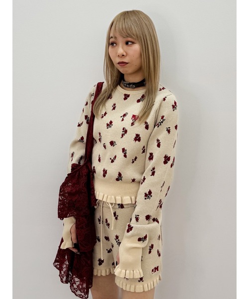 jouetie（ジュエティ）の「【jouetie×HTH】フリルフラワーニットパンツ【コラボ/セットアップ対応】（その他パンツ・レディース・レッド/アイボリー・MEDIUM）」の4枚目の写真