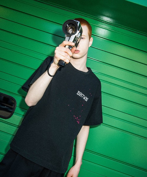 ADAM ET ROPE'（アダムエロペ）の「《別注》【BRAWN/ブラウン】BR7WN（Tシャツ/カットソー・メンズ・ブラック・M/L/XL）」の10枚目の写真