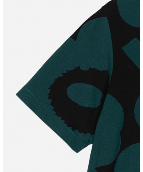 marimekko(マリメッコ)の「Pahlo Unikko / dress(ワンピース・レディース・ベージュ/グリーン・LARGE/MEDIUM/SMALL/X-SMALL)」の9枚目の写真