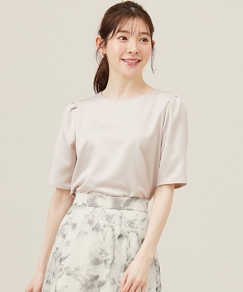 ANY SIS(エニィスィス)の「【洗える】サテン プルオーバー(Tシャツ/カットソー・レディース・ホワイト系/ライトグレー系/ネイビー系・4)」の2枚目の写真