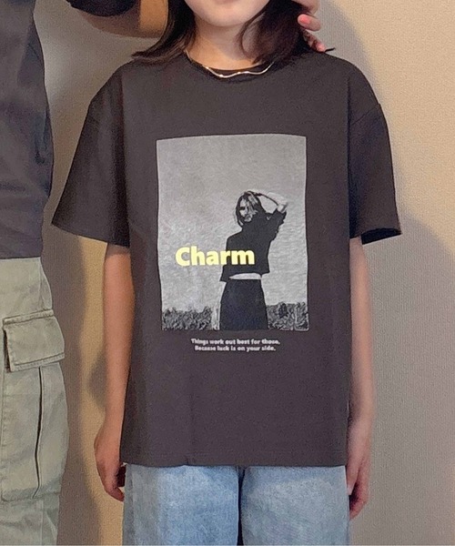 PUAL CE CIN（ピュアルセシン）の「【KIDS】CharmフォトプリントTシャツ（Tシャツ/カットソー・キッズ・オフホワイト/チャコールグレー・MEDIUM）」の9枚目の写真