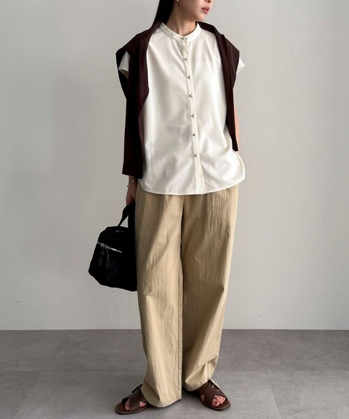 fredy emue（フレディエミュ）の「《セットアップ対応》ジョーゼットフレンチスリーブブラウス（シャツ/ブラウス・レディース・チャコールグレー/ブラック/アイボリー・38）」の8枚目の写真