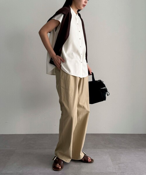 fredy emue（フレディエミュ）の「《セットアップ対応》ジョーゼットフレンチスリーブブラウス（シャツ/ブラウス・レディース・チャコールグレー/ブラック/アイボリー・38）」の11枚目の写真