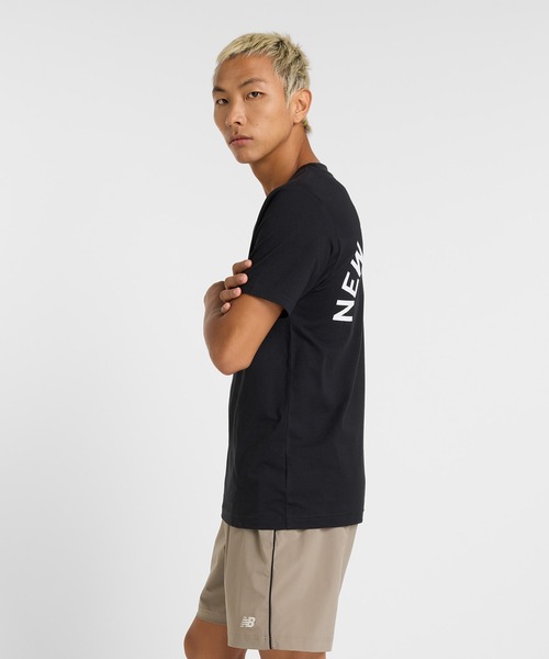 NEW BALANCE(ニューバランス)の「Sport Arch Graphic ショートスリーブTシャツ(Tシャツ/カットソー・メンズ・ネイビー/ホワイト/ライトグレー/ブラック/ローズ・SMALL/MEDIUM/LARGE/X-LARGE/XX-LARGE)」の11枚目の写真