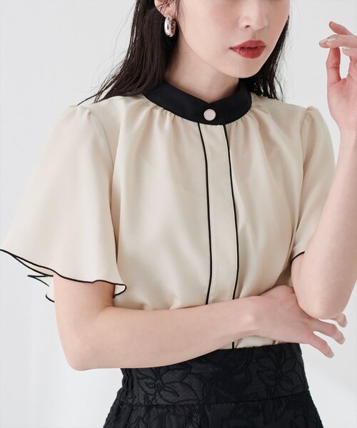 natural couture（ナチュラルクチュール）の「デザイン釦配色フレア袖ブラウス（シャツ/ブラウス・レディース・グレー/オフホワイト/ドット/ネイビー/モカ/ホワイト系その他・FREE）」の7枚目の写真