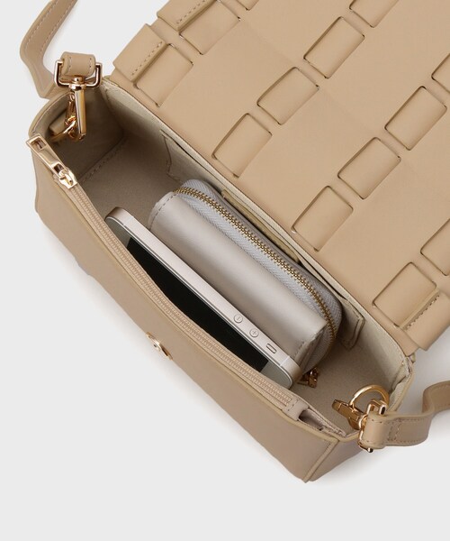 UNTITLED（アンタイトル）の「メッシュショルダー（ショルダーバッグ・レディース・オフホワイト/ベージュ・99）」の10枚目の写真