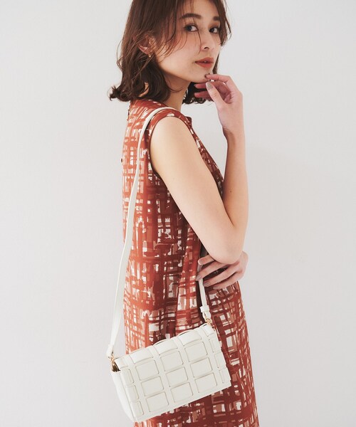 UNTITLED（アンタイトル）の「メッシュショルダー（ショルダーバッグ・レディース・オフホワイト/ベージュ・99）」の12枚目の写真